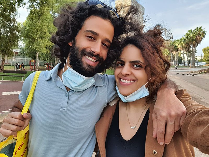 ايناس وزوجها صالح